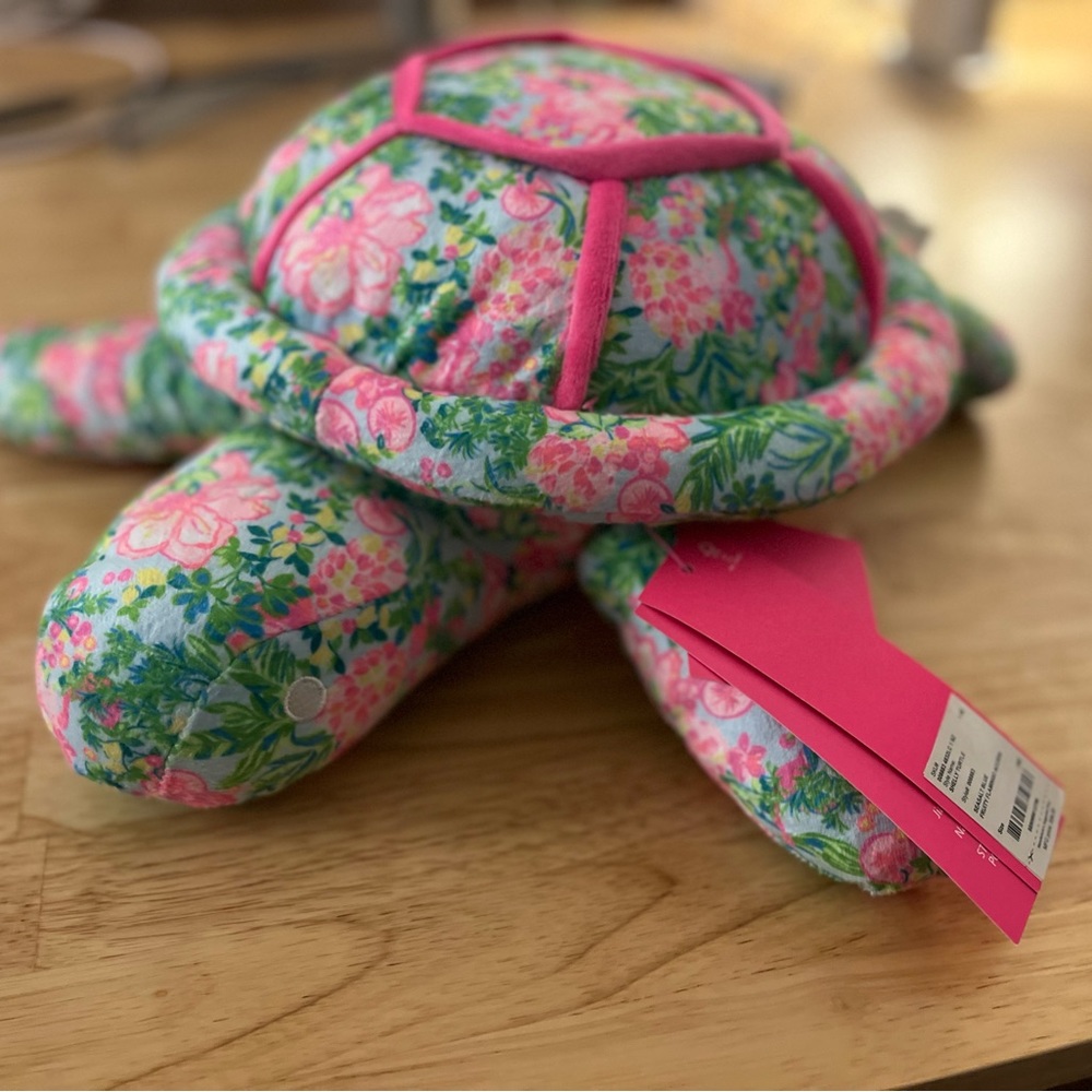 NWT Lilly Pulitzer stuffed turtle